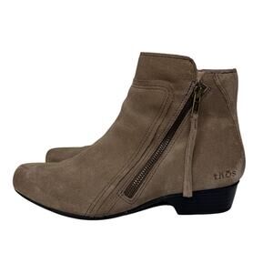 Taos Suede Ankle Booties Taupe Comfort Shoes Size 8
